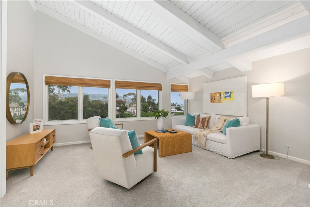 283 Dolphin Way