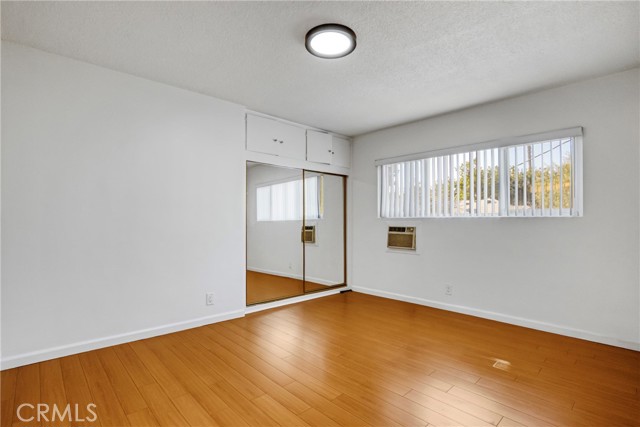 Detail Gallery Image 13 of 19 For 6643 De Longpre #5,  Los Angeles,  CA 90028 - 2 Beds | 2 Baths