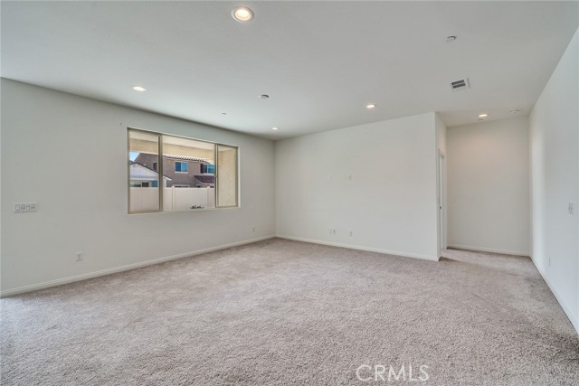 Detail Gallery Image 10 of 28 For 29601 Tulipwood St, Menifee,  CA 92584 - 4 Beds | 3 Baths