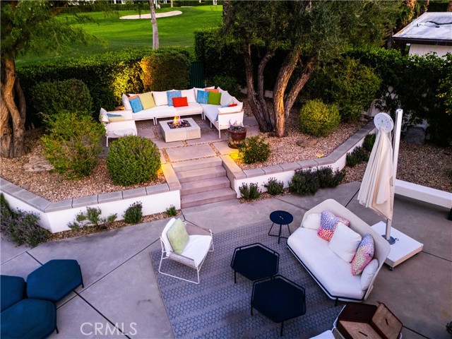 Detail Gallery Image 4 of 72 For 2736 S Camino Real, Palm Springs,  CA 92264 - 4 Beds | 3 Baths