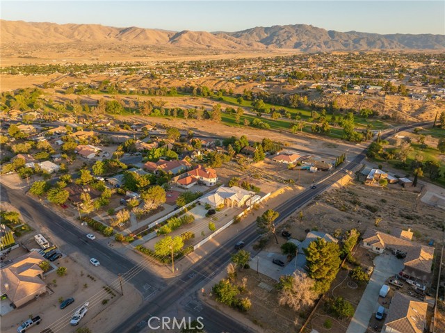 18463 Orange Street, Hesperia CA: https://media.crmls.org/medias/128c9697-6d39-4ca4-af0b-a02460619aad.jpg