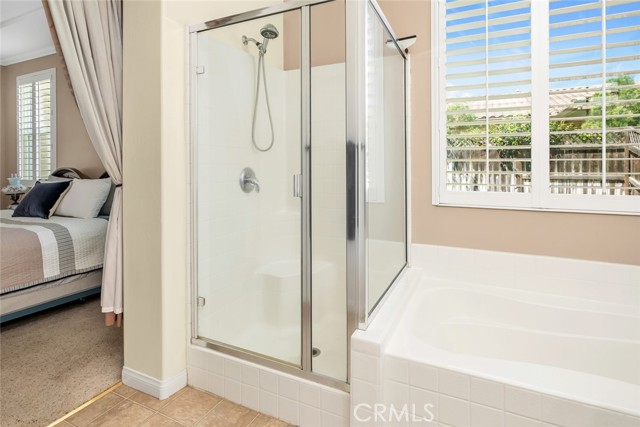 Detail Gallery Image 26 of 44 For 331 Hollyhill Dr, Bakersfield,  CA 93312 - 3 Beds | 2 Baths