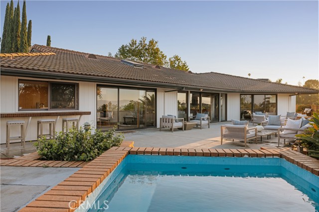4 Bed Home for Sale in Encino, California