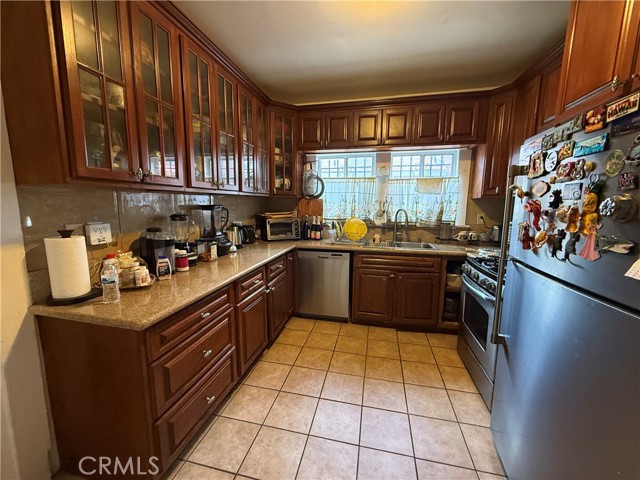 Detail Gallery Image 14 of 41 For 3115 W 60th St, Los Angeles,  CA 90043 - 2 Beds | 1/1 Baths