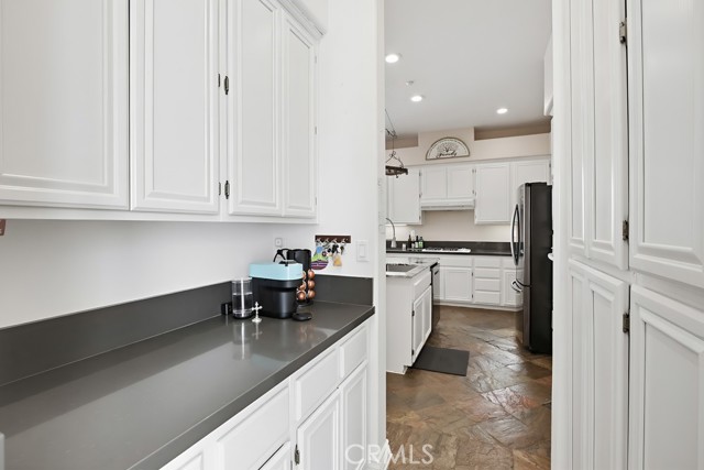 26161 Wyndemere Court, Escondido CA: https://media.crmls.org/medias/128e853e-a04c-47f9-a0ae-d9eb7a952c24.jpg