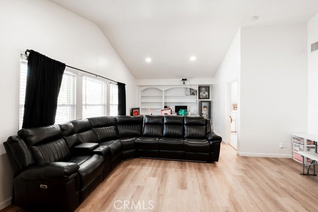 Detail Gallery Image 41 of 61 For 20892 Avenida Amapola, Lake Forest,  CA 92630 - 4 Beds | 2/1 Baths