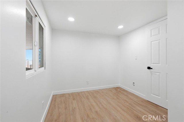 Detail Gallery Image 6 of 24 For 1660 Whittier Ave Spc 29 #29,  Costa Mesa,  CA 92627 - 2 Beds | 1 Baths