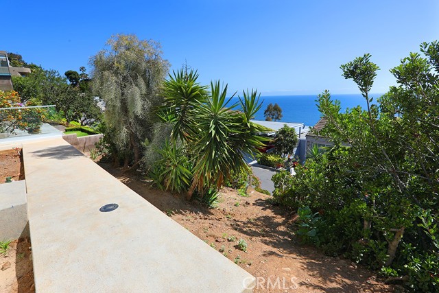 Detail Gallery Image 27 of 28 For 2545 Juanita Way, Laguna Beach,  CA 92651 - 4 Beds | 4 Baths