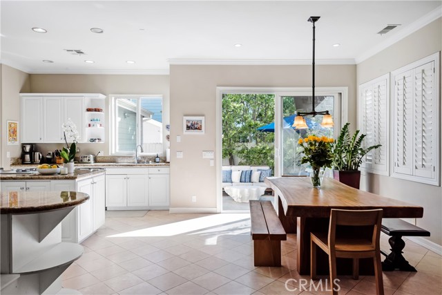 3619 Laurel Avenue, Manhattan Beach, California 90266, 4 Bedrooms Bedrooms, ,4 BathroomsBathrooms,Residential,Sold,Laurel,SB22045934