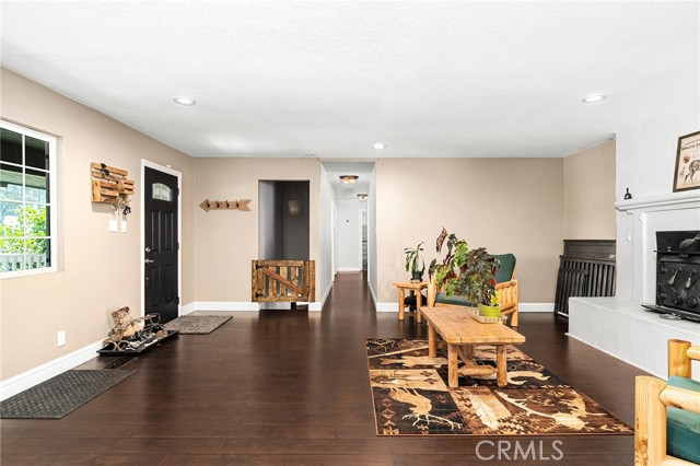 Detail Gallery Image 13 of 67 For 520 Fir St., Paradise,  CA 95969 - 5 Beds | 3/1 Baths