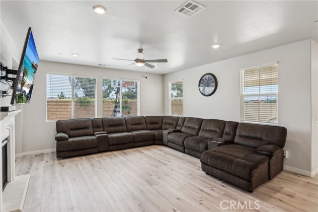 29167 Moraga Street, Menifee CA: https://media.crmls.org/medias/12934601-d906-4c60-9feb-84859baffae4.jpg