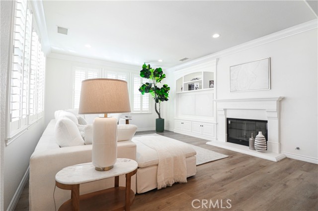 Detail Gallery Image 15 of 39 For 15205 Columbus, Tustin,  CA 92782 - 5 Beds | 4/1 Baths
