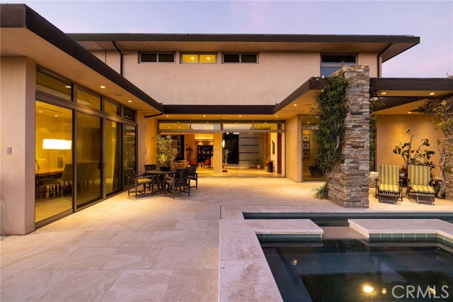 Detail Gallery Image 6 of 42 For 9 Jade, Corona Del Mar,  CA 92625 - 5 Beds | 4/1 Baths