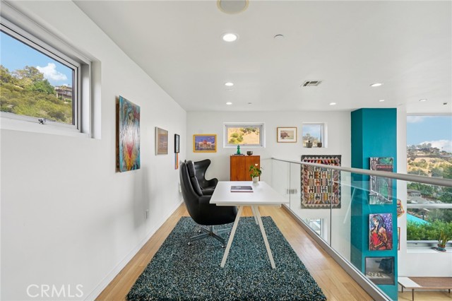 Detail Gallery Image 17 of 45 For 3640 Roseview Ave, Los Angeles,  CA 90065 - 3 Beds | 3 Baths