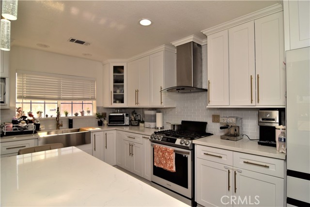 Detail Gallery Image 5 of 21 For 39334 Willowvale Rd, Palmdale,  CA 93551 - 3 Beds | 2 Baths