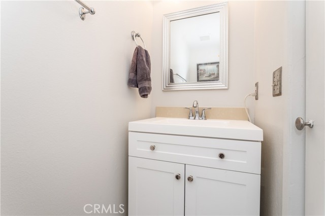 Detail Gallery Image 9 of 36 For 5538 Las Virgenes Rd #142,  Calabasas,  CA 91302 - 2 Beds | 2/1 Baths