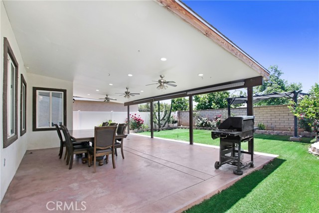 1401 Alta Palma Road, Perris CA: https://media.crmls.org/medias/1294fbde-273b-4121-a0b9-e3bd934509df.jpg