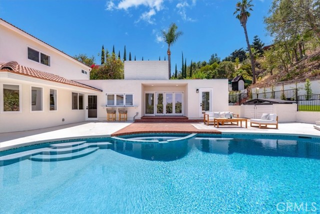 3625 Terrace View Drive, Encino CA: https://media.crmls.org/medias/12954868-7657-426e-828e-6b5bee0ddd06.jpg