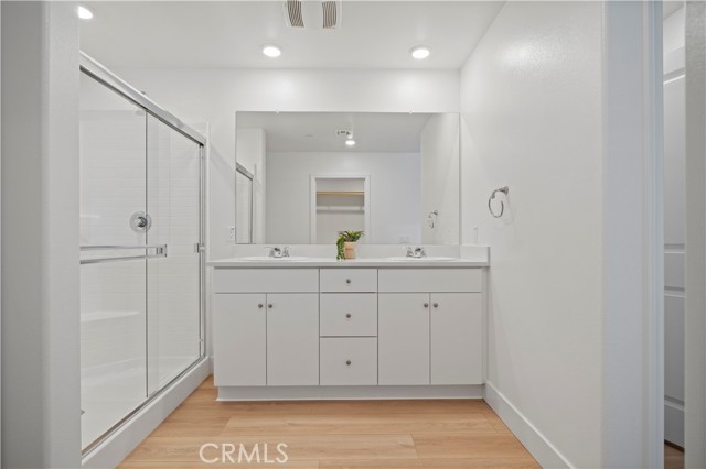 30341 Wild Oat Street, Murrieta CA: https://media.crmls.org/medias/1295e8c8-89bf-4cbd-b4b0-a58390f35f09.jpg