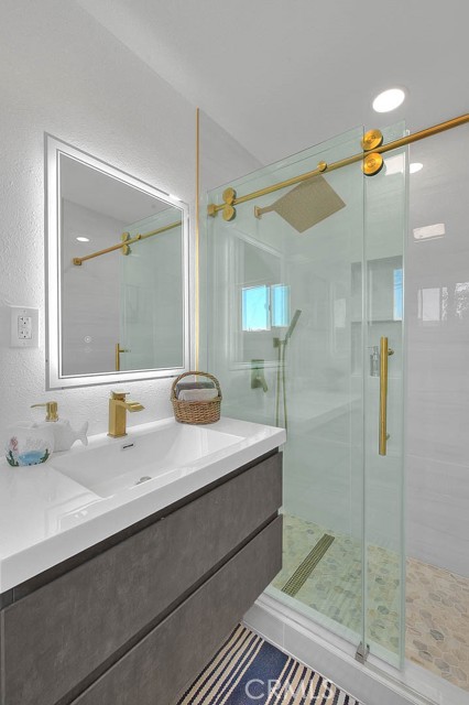 Detail Gallery Image 16 of 54 For 9398 Exeter Ave, Montclair,  CA 91763 - 3 Beds | 2 Baths