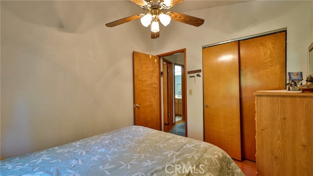 Detail Gallery Image 24 of 48 For 24941 Faulhorn Dr, Crestline,  CA 92325 - 3 Beds | 1/1 Baths