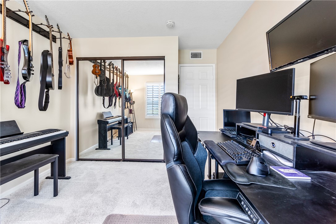 Detail Gallery Image 29 of 51 For 3621 S Bear St. a,  Santa Ana,  CA 92704 - 2 Beds | 2 Baths