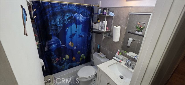 Detail Gallery Image 10 of 18 For 6362 Candle Light, Jurupa Valley,  CA 92509 - 4 Beds | 2 Baths