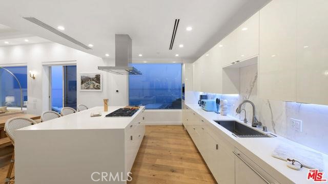 Detail Gallery Image 65 of 69 For 31654 Broad Beach Rd, Malibu,  CA 90265 - 4 Beds | 3/1 Baths