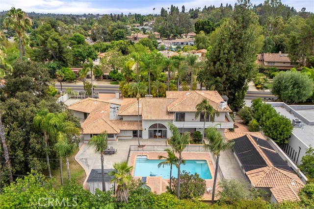 417 W Las Palmas Drive, Fullerton CA: https://media.crmls.org/medias/12998ec0-991a-4b59-b432-b1b5490ed328.jpg