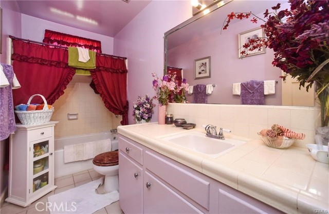 Detail Gallery Image 7 of 13 For 11532 S St Andrews Pl, Los Angeles,  CA 90047 - 4 Beds | 2 Baths