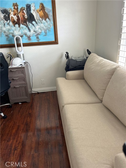 16041 Warmington Lane, Huntington Beach CA: https://media.crmls.org/medias/129b5eca-1f08-4711-9867-3d9254691e57.jpg