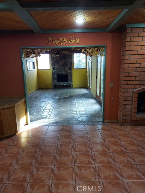 5722 Vinevale Circle, La Palma, CA, 90623 5722 Vinevale Circle, La Palma, CA, 90623