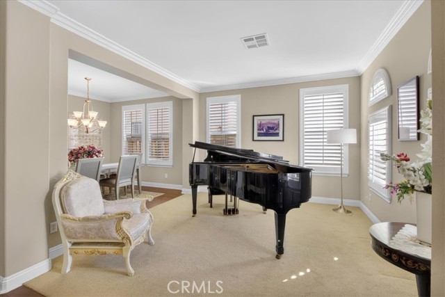 Detail Gallery Image 6 of 43 For 1311 W Dahlia, La Habra,  CA 90631 - 4 Beds | 3/1 Baths