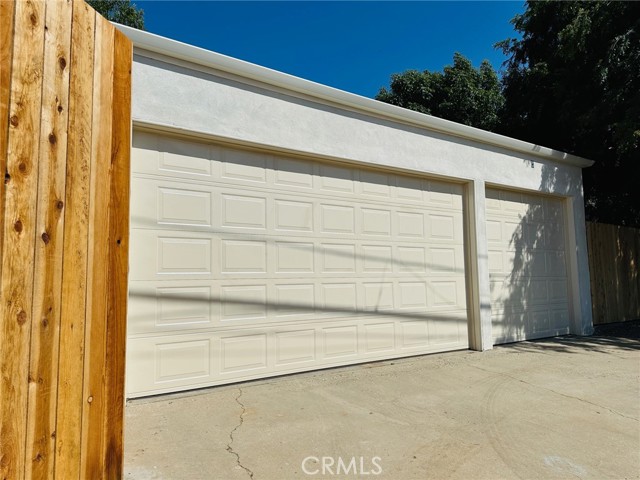 Spacious  3 Car Garage!