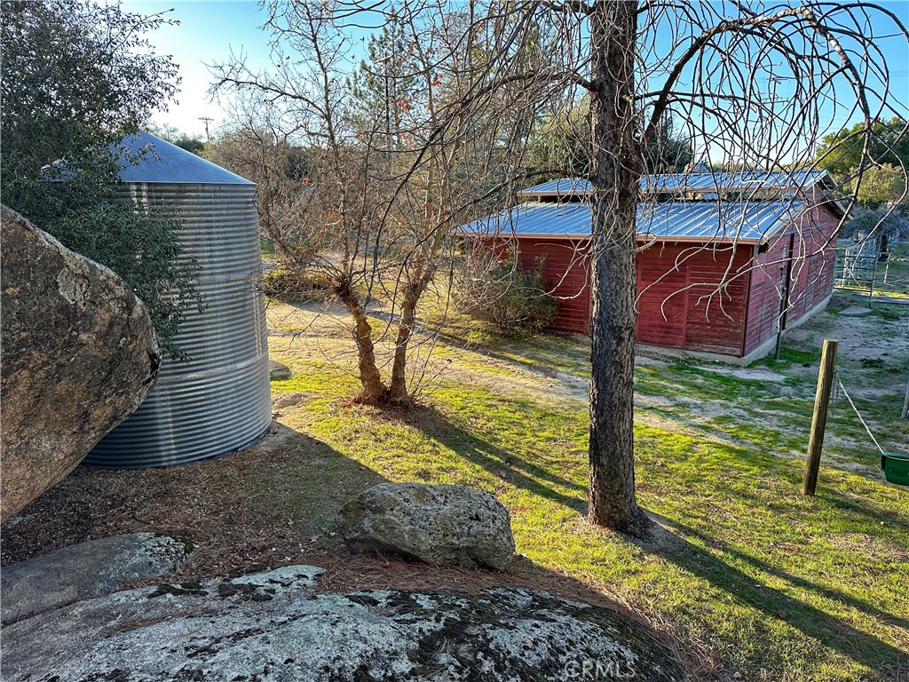 https://media.crmls.org/medias/129cc824-1973-4ab9-ad29-9957953e423f.jpg?preset=X-Large