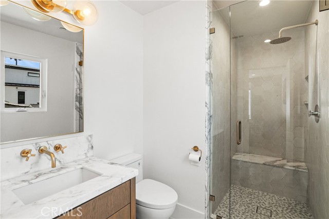 Detail Gallery Image 29 of 36 For 211 Topaz Ave, Newport Beach,  CA 92662 - 3 Beds | 3/1 Baths