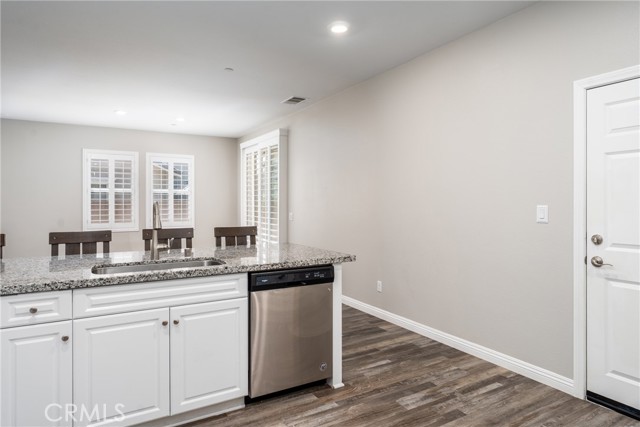 4775 S Bresse Paseo, Ontario CA: https://media.crmls.org/medias/129e674f-4945-4326-90ed-69d5d326e269.jpg