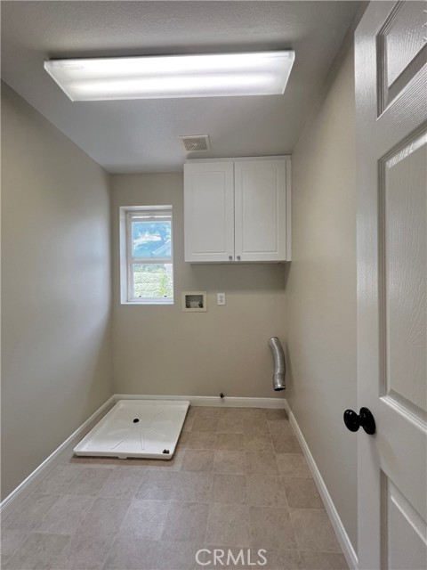 Detail Gallery Image 24 of 28 For 15 Rue Du Chateau, Aliso Viejo,  CA 92656 - 3 Beds | 2/1 Baths
