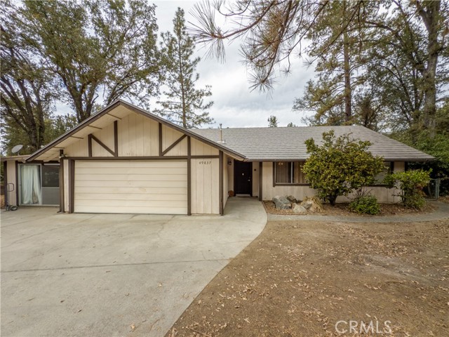 Detail Gallery Image 1 of 60 For 49837 Canoga Dr, Oakhurst,  CA 93644 - 3 Beds | 2 Baths