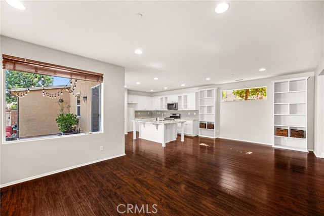 4069 Cottage Way, Ontario CA: https://media.crmls.org/medias/129fe5de-8716-4550-8272-28d274a66739.jpg