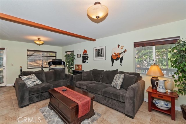 Detail Gallery Image 5 of 35 For 24607 Altdorf Dr, Crestline,  CA 92325 - 3 Beds | 2 Baths