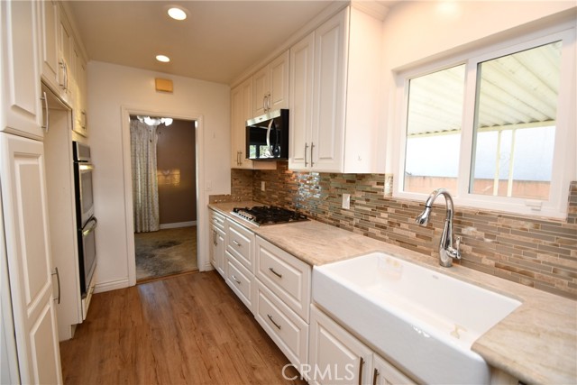 Detail Gallery Image 12 of 56 For 13841 Ocana, Bellflower,  CA 90706 - 3 Beds | 2 Baths