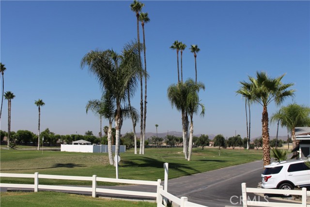 601 N Kirby Street, Hemet CA: https://media.crmls.org/medias/12a28551-25cf-4436-9968-baa679607dc3.jpg