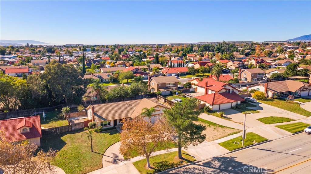 MLS #OC25274996 image #30