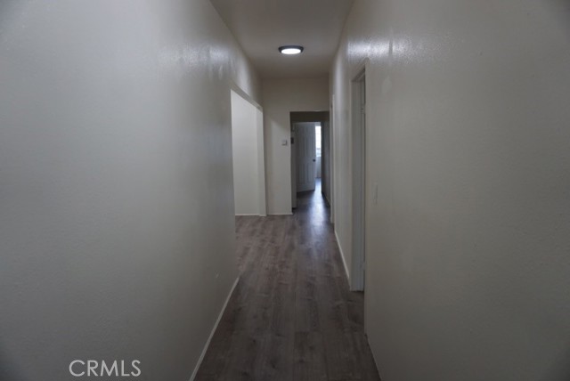 Detail Gallery Image 5 of 13 For 825 W 40th Pl,, Los Angeles,  CA 90037 - 3 Beds | 1 Baths