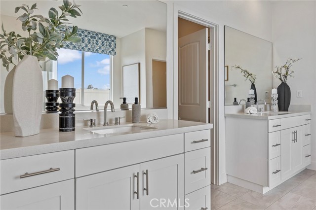 Detail Gallery Image 21 of 24 For 5978 Saddlehorn Ln, Jurupa Valley,  CA 92509 - 4 Beds | 3 Baths