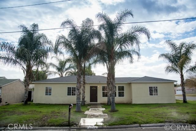 9178 Campbell Ave, Riverside, CA 92503