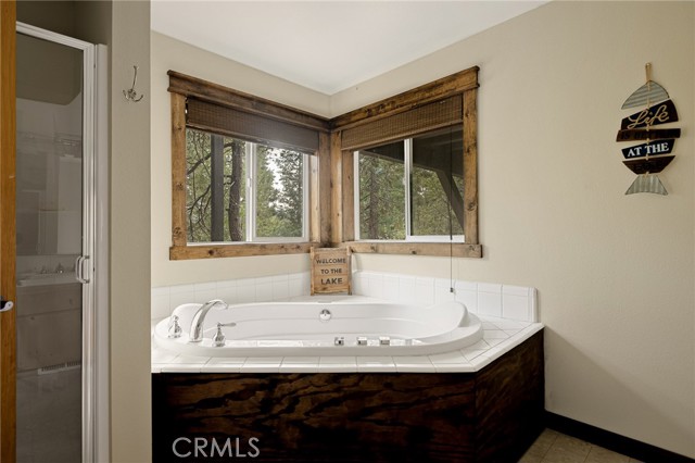 Detail Gallery Image 38 of 41 For 386 Rainier Rd, Lake Arrowhead,  CA 92352 - 4 Beds | 3/1 Baths