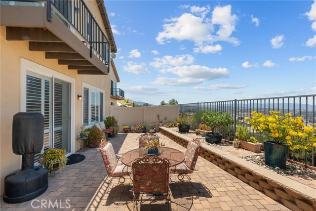 27711 Adonis Lane, Canyon Country CA: https://media.crmls.org/medias/12a42457-fa58-489d-bc3a-cdaa31a840ee.jpg