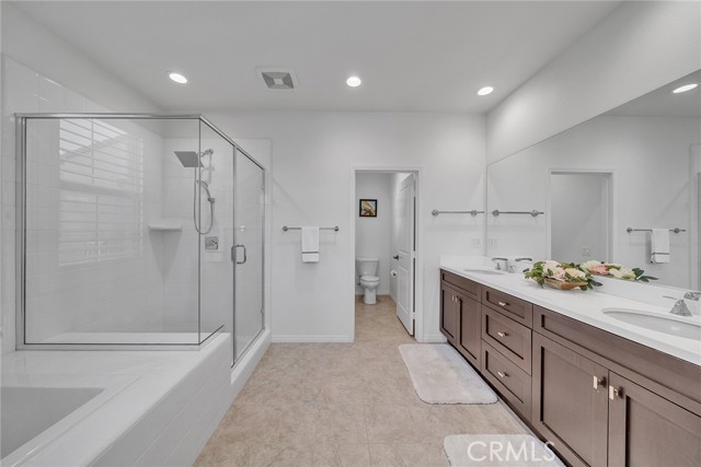 Detail Gallery Image 17 of 36 For 133 Hemisphere, Irvine,  CA 92618 - 4 Beds | 3 Baths